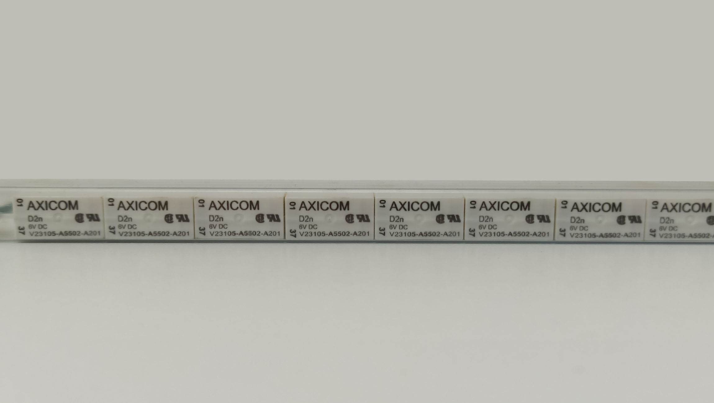 Axicom D2n SENSITIVE SIGNAL RELAY