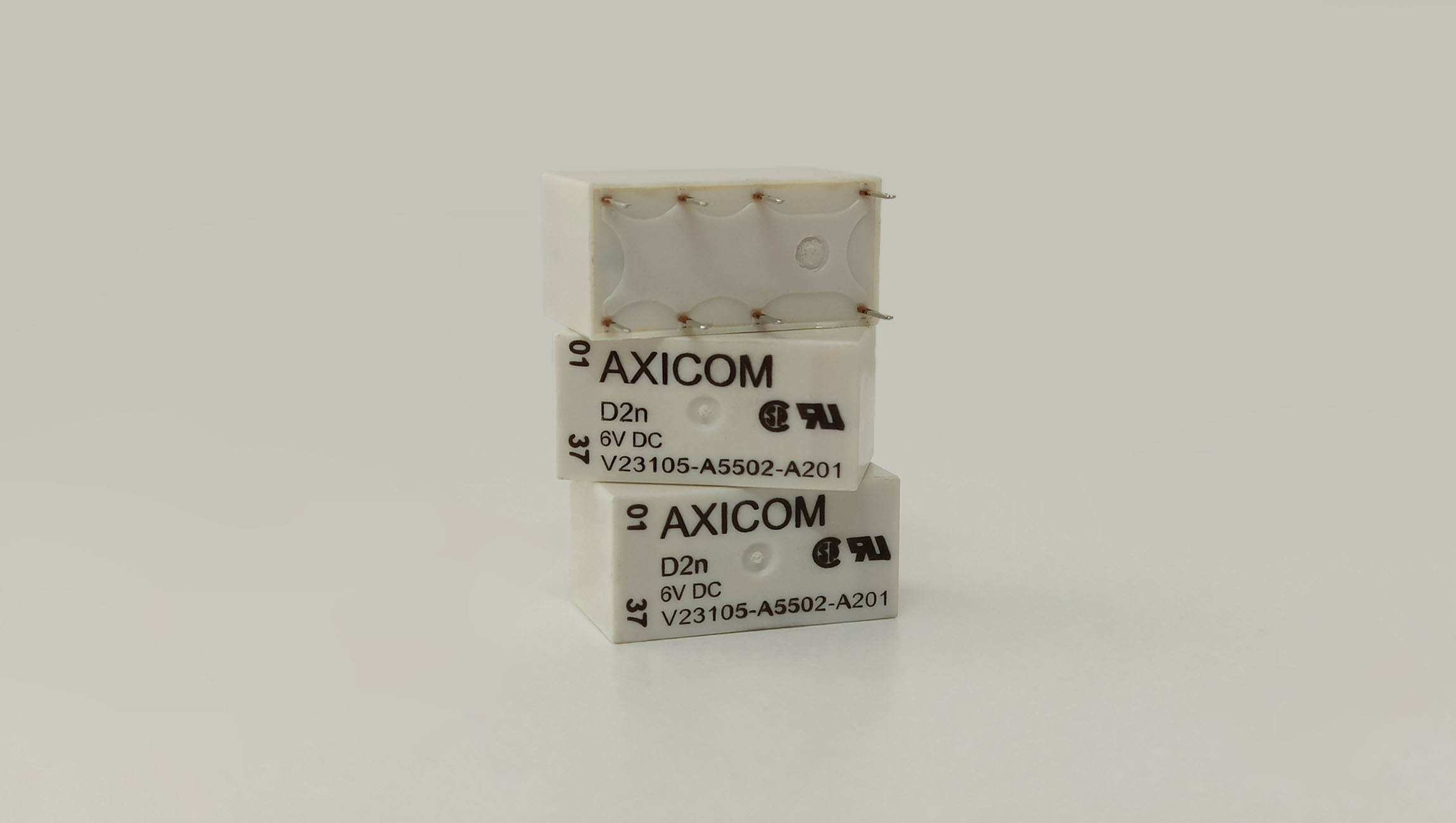 Axicom D2n SENSITIVE SIGNAL RELAY